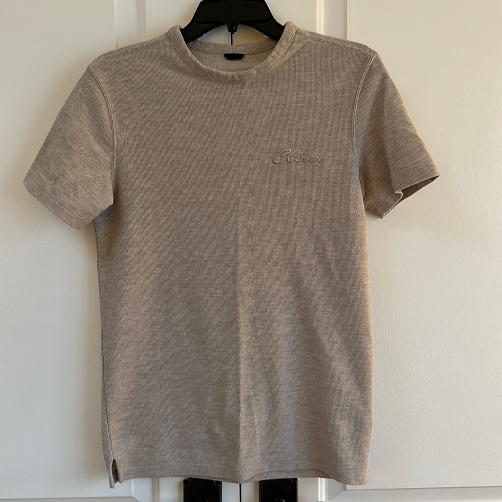 H&M Closer Tee